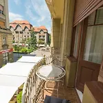 Rox Central Apartments 2